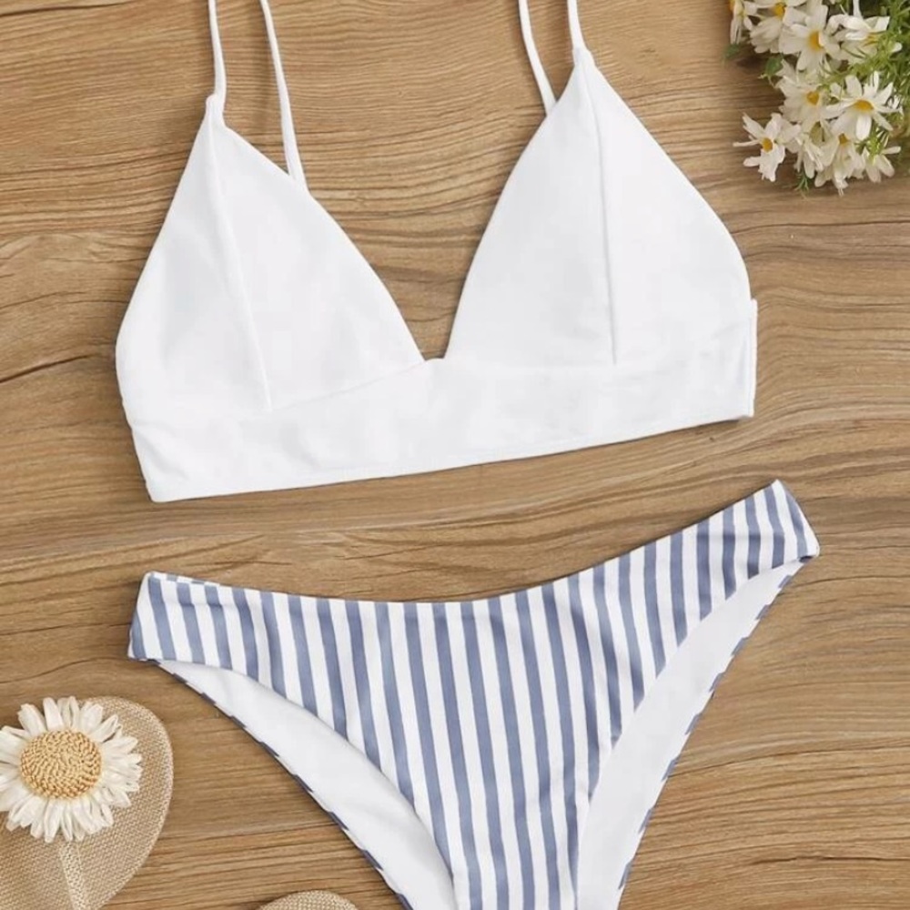 ❌ SOLD ❌ SHEIN - Women’s Stripe Triangle Bikini SOLD